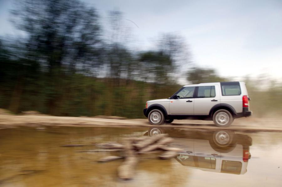  Land Rover Discovery 3 2004 года  (фото 73 из 132)